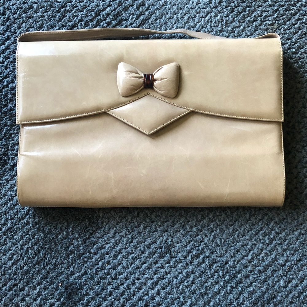 BALLY 100% Authentic clutch and shoulder bag.